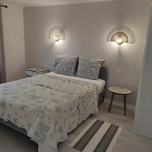 Magnifique Rez De Jardin Tropezien Saint-Tropez